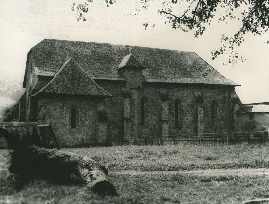 Abbaye de Mélan (ancienne) : Eglise abbatiale, façade latérale nord, vue générale