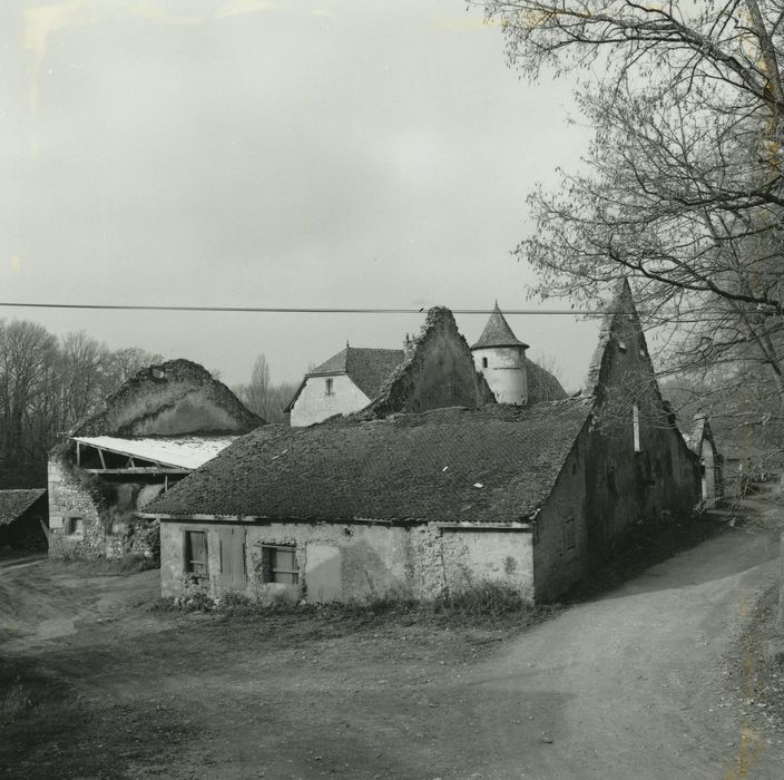 Château de Marclaz : Grange, ensemble sud-est, vue générale