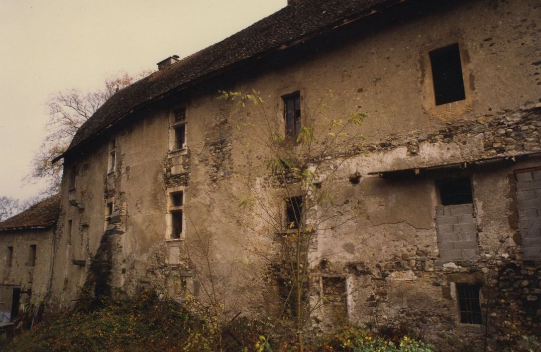 Château de Marclaz : Façade ouest, vue partielle