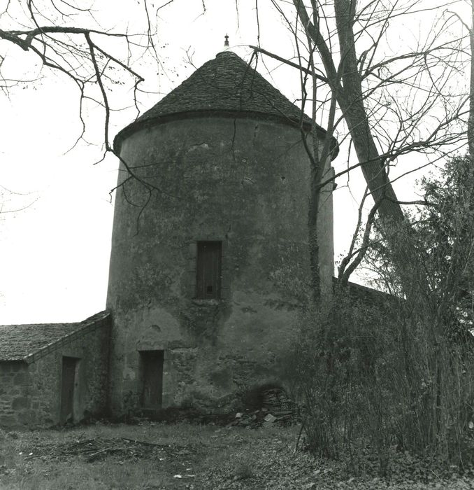 Domaine du château de Morlet : Pigeonnier, vue générale