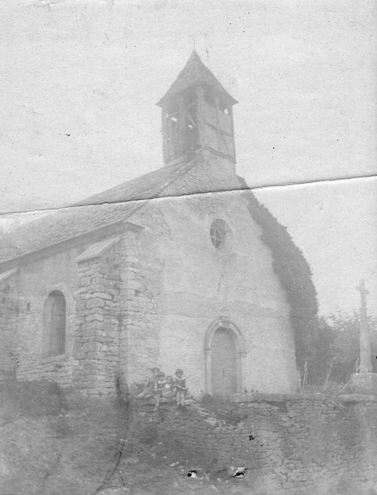 Chapelle de Corlay : Façade est, vue générale