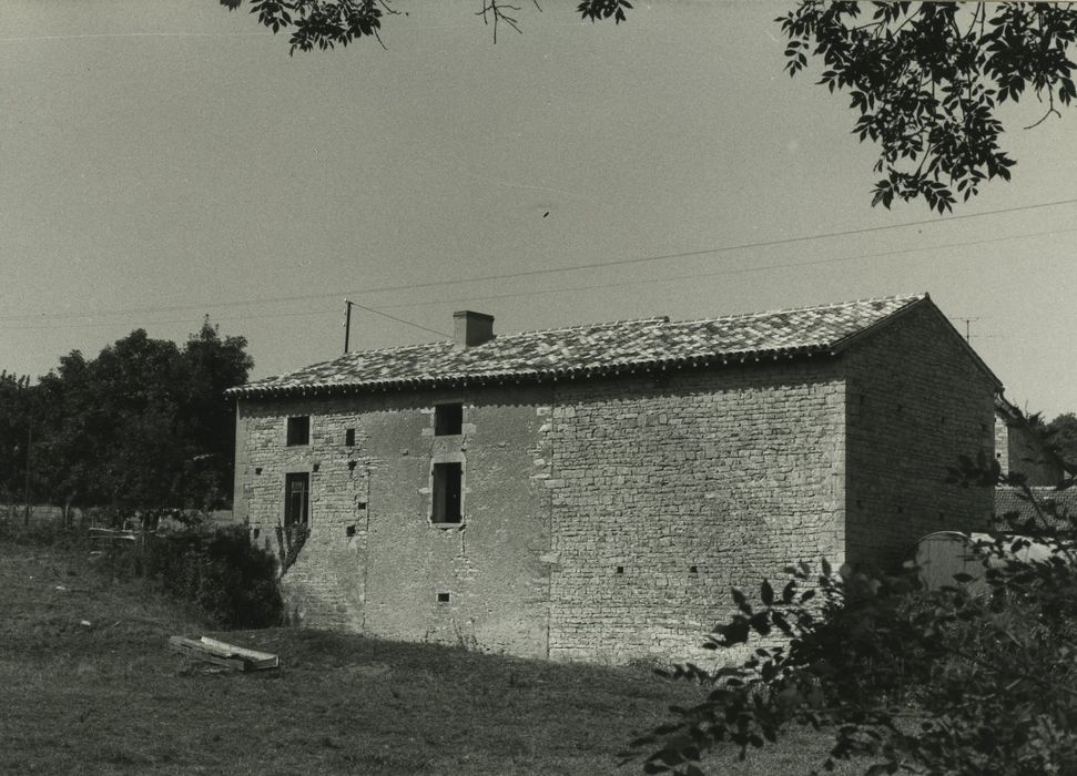 Domaine de Messey : Moulin, façade sud, vue générale