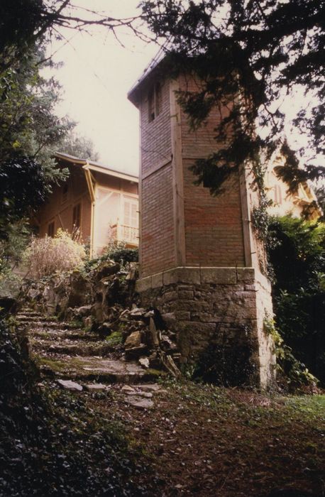 Chalet d'Agneux : Pigeonnier, vue générale