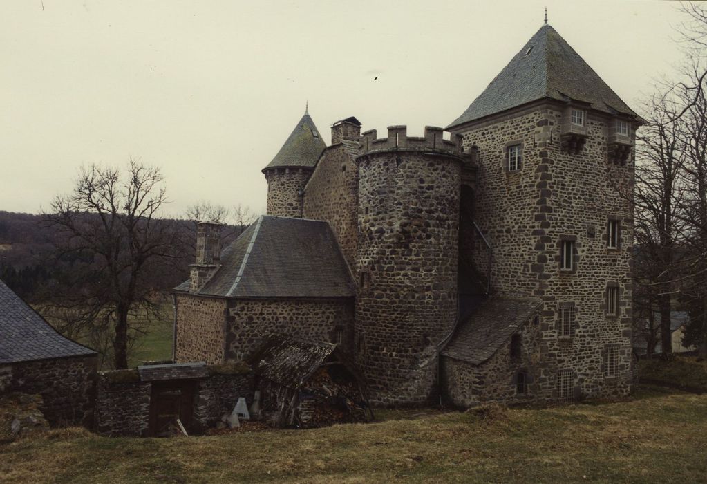 Château : Façades nord et est, vue générale