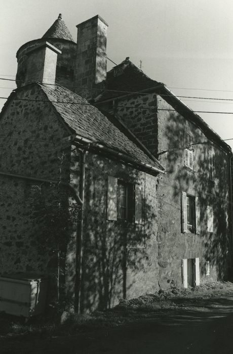 Château d'Escorolles : Façade ouest, vue générale