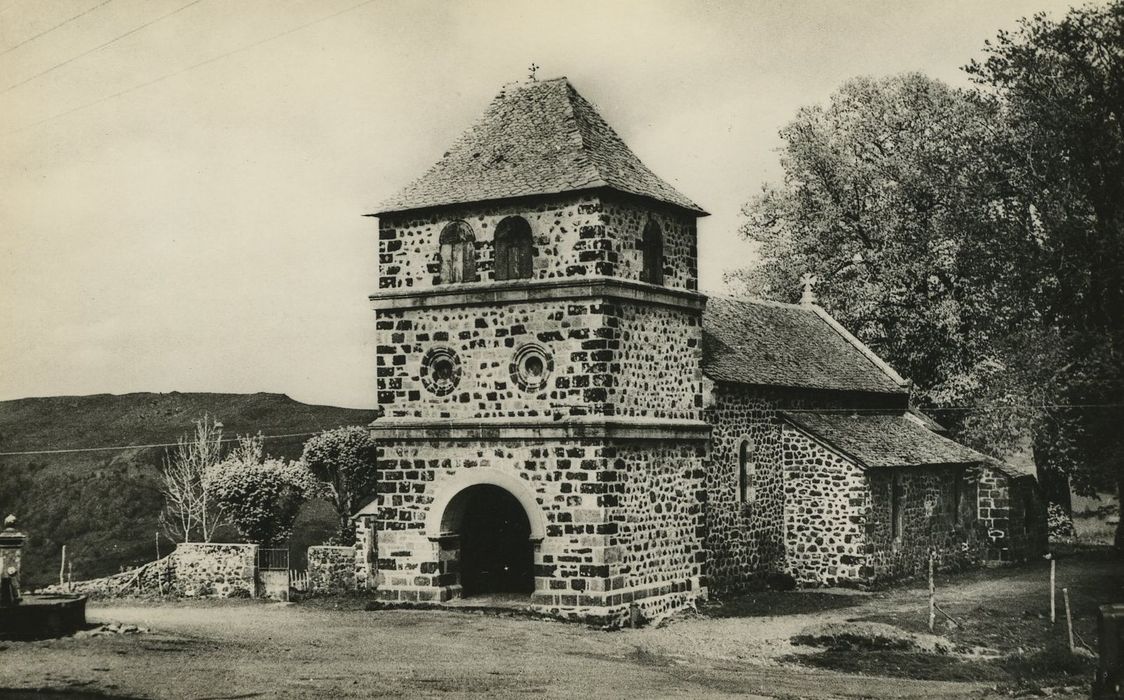 Eglise Saint-Martin : Ensemble sud-ouest, vue générale