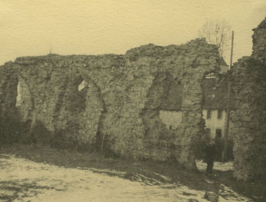 Abbaye de Feniers : Vue partielle des ruines