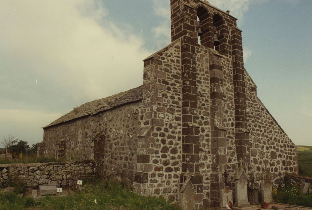 Eglise Saint-Roch de Fortuniès : Ensemble nord-ouest, vue générale