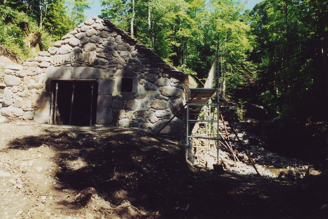 Moulin de Drils : Pignon d’entrée, vue générale