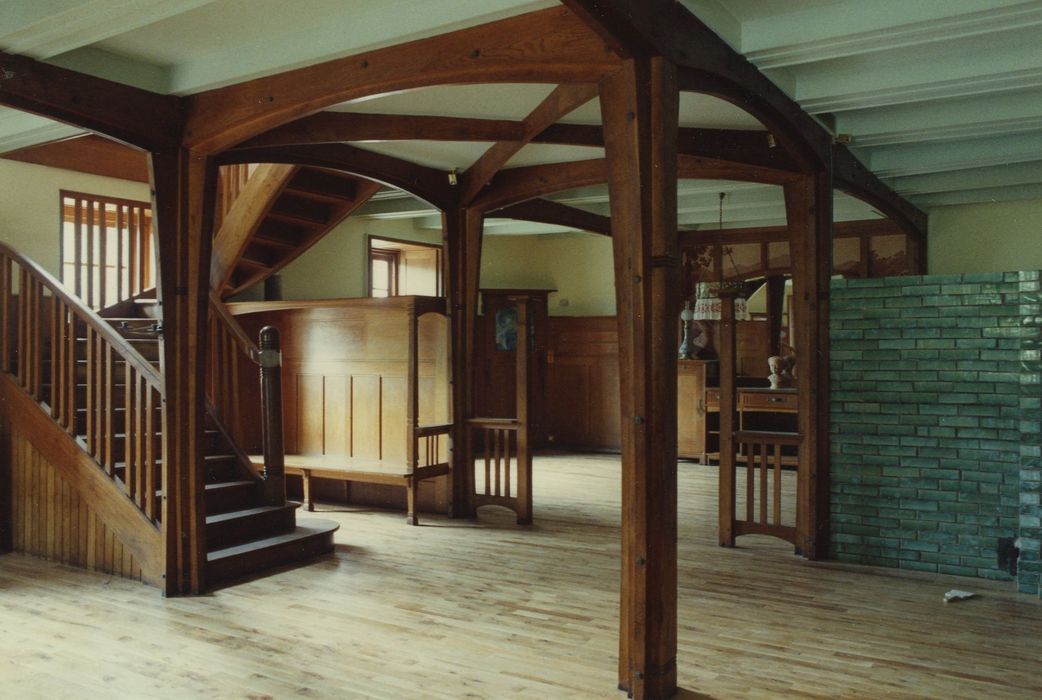 Château de la Cheyrelle : Etage de soubassement, salle à manger-salon, vue générale