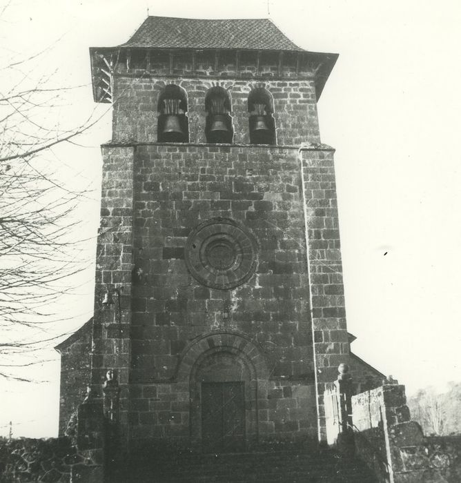 Eglise Saint-Géraud : Façade nord, vue générale