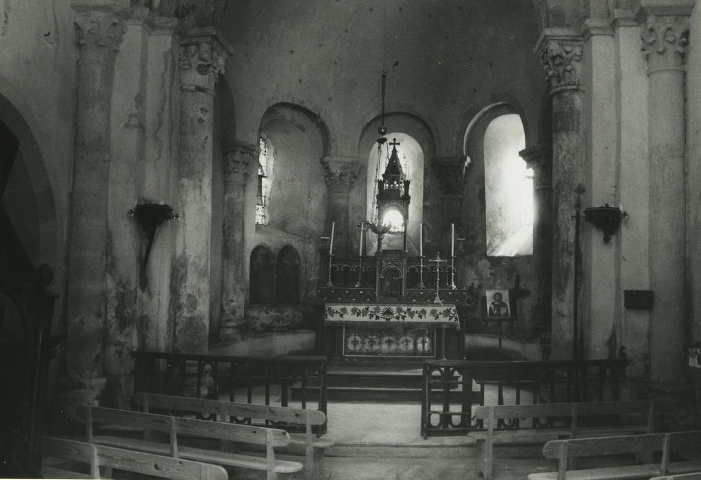 Eglise de Saint-Mary-le-Cros : Choeur, vue générale