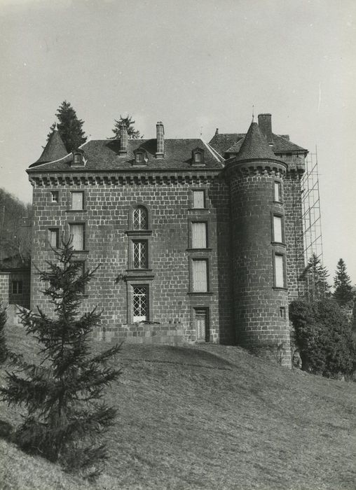 Château de Palmont : Façade ouest, vue générale