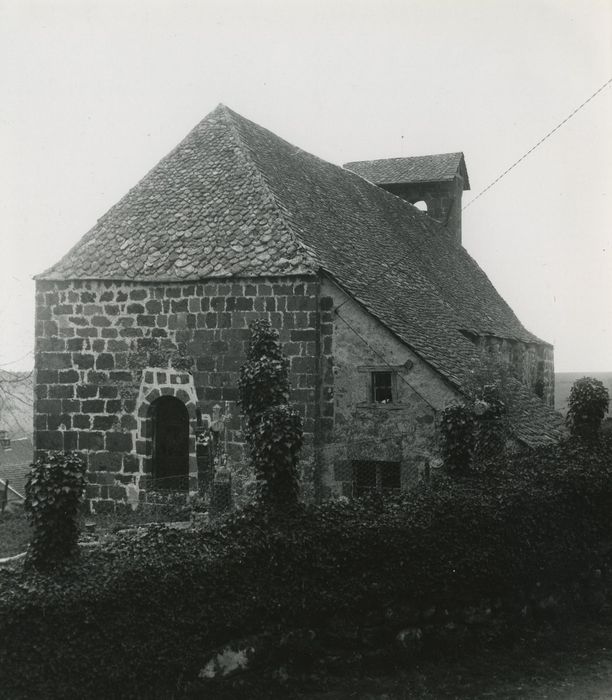 Eglise de la Nativité de la Vierge : Chevet, vue générale