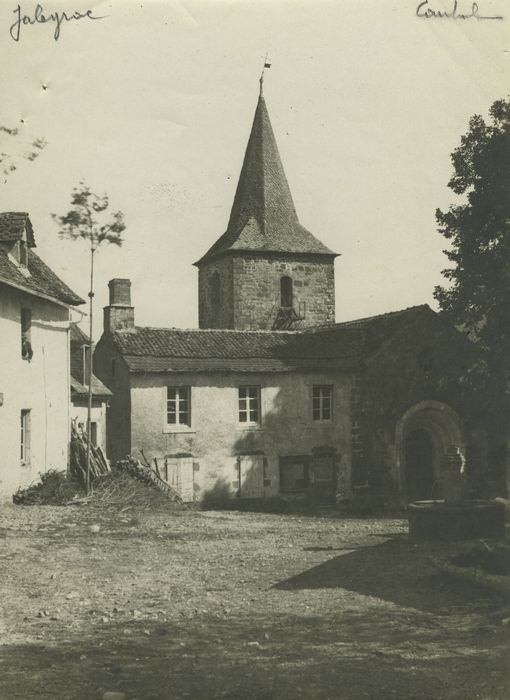 Eglise Saint-Martin : Façade occidentale, vue générale