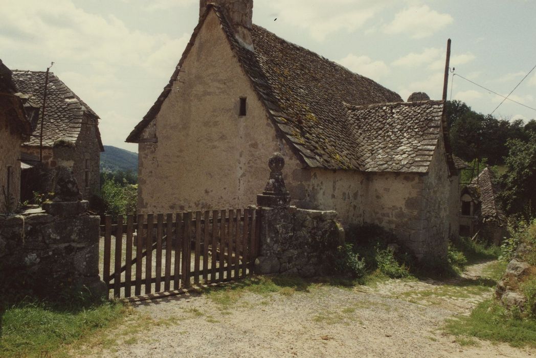 Ferme de Pressoire : Logis, ensemble nord-est, vuegénérale