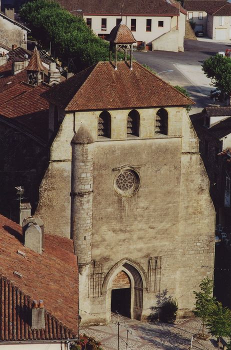 Eglise Saint-Martin : Façade occidentale, vue générale