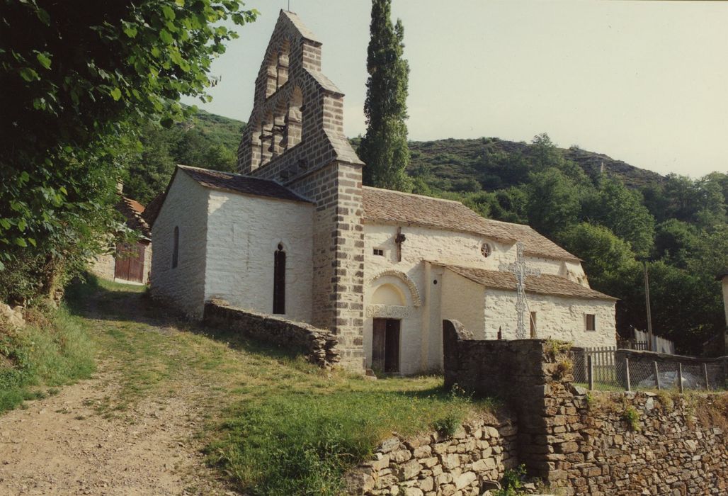 Eglise Saint-Blaise : Façade latérale sud, vue générale