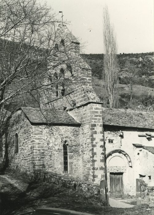 Eglise Saint-Blaise : Façade latérale sud, vue partielle