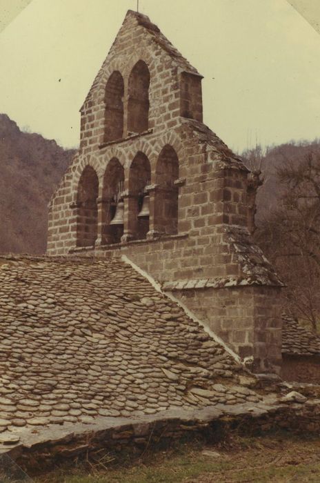 Eglise Saint-Blaise : Clocher, élévation est, vue générale