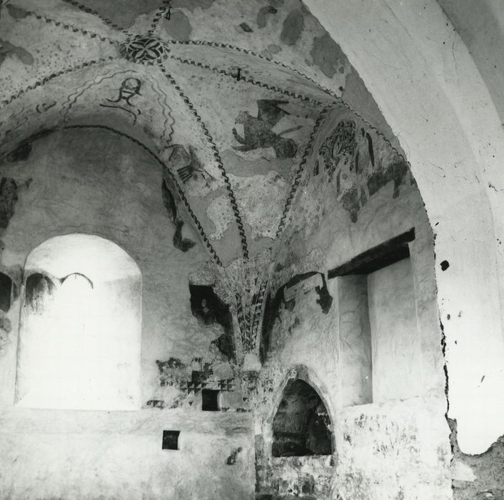 Ancien prieuré de Notre-Dame-du-Pont : Choeur, peintures monumentales, vue générale