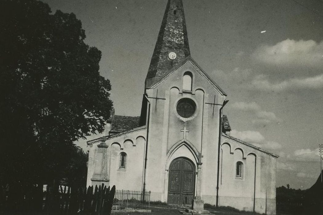 Eglise : Façade occidentale, vue générale