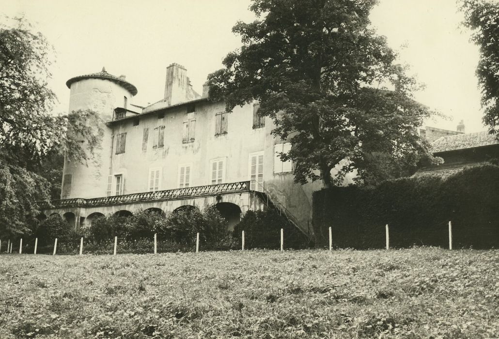 Château de Lamartine : Façade est, vue générale