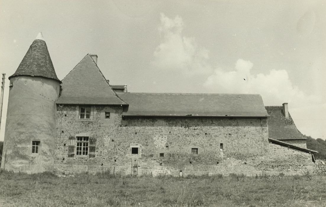 Château de Chevannes : Façade sud, vue générale