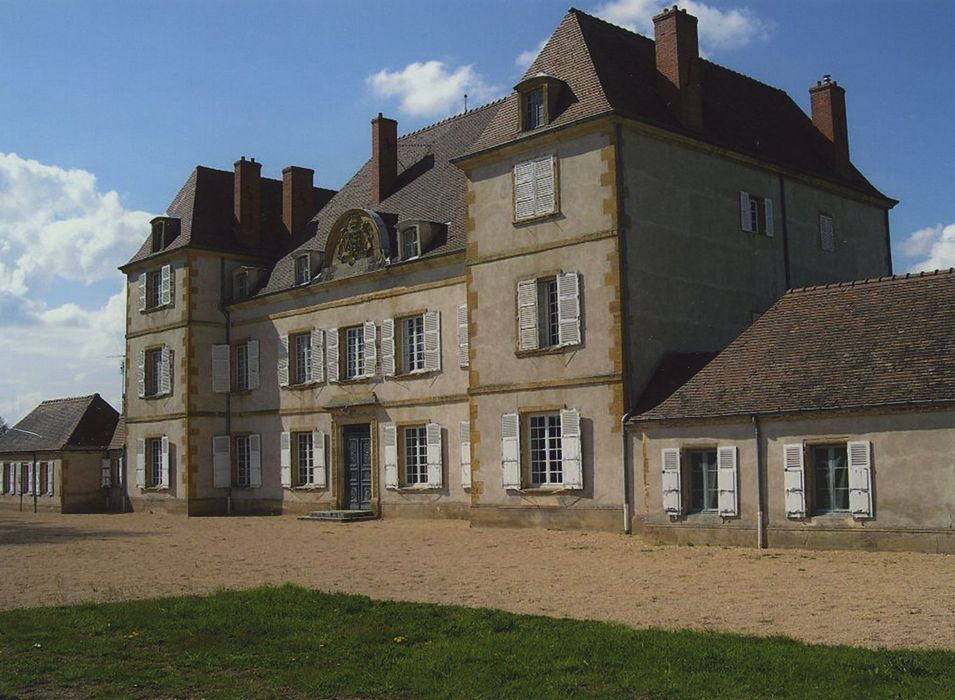 Château de Sélore : Ensemble sud-est, vue générale