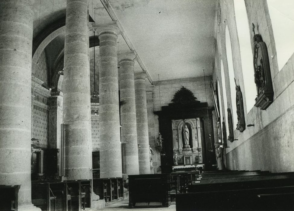 Eglise Saint-Julien : Bas-côté sud, vue générale