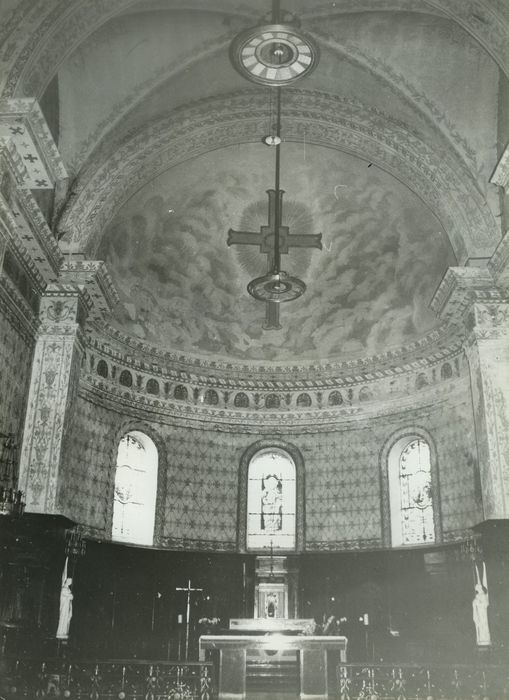 Eglise Saint-Julien : Choeur, vue générale