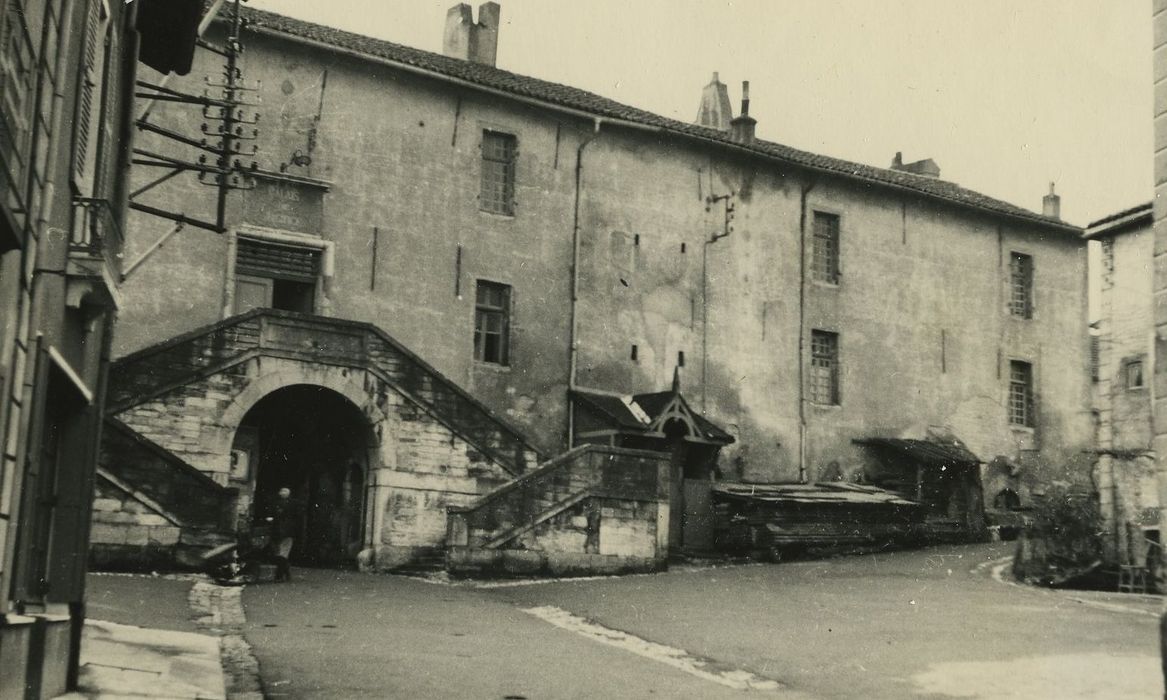 Caserne (ancienne) : Façade nord, vue partielle