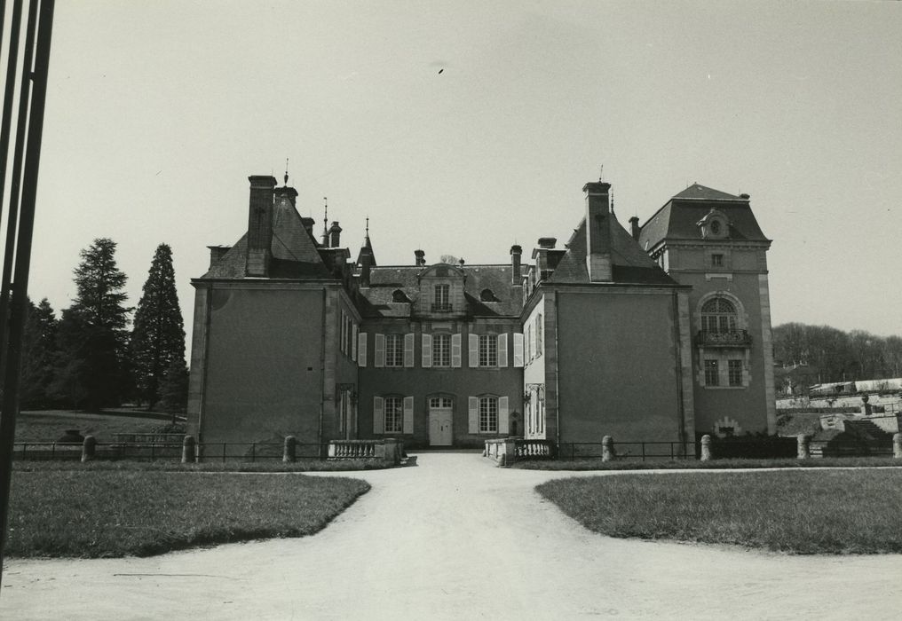 Château du Terreau : Ensemble est, vue générale