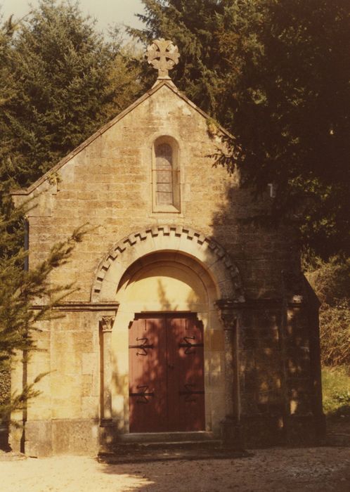 Château du Terreau : Chapelle funéraire, vue générale