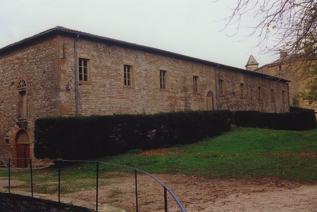 Domaine du château de Layé : Tinailler, façade est, vue générale