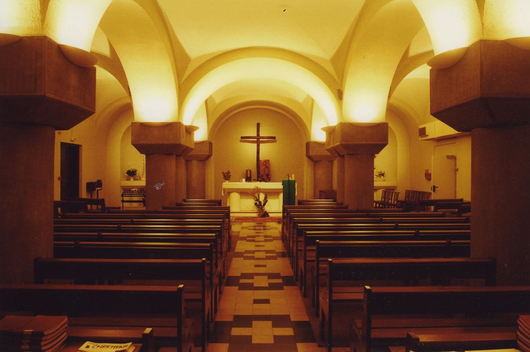 Eglise du Sacré Coeur : Eglise basse, vue générale