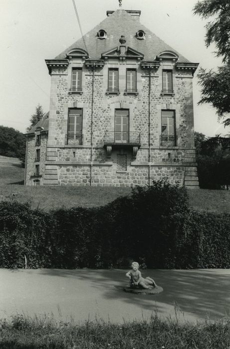 Château de Fabrègues : Façade sud, vue générale