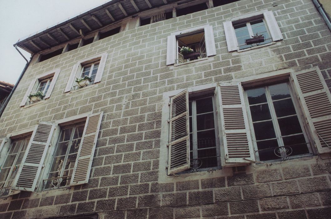 Hôtel de Cébié : Façade sur rue, vue partielle