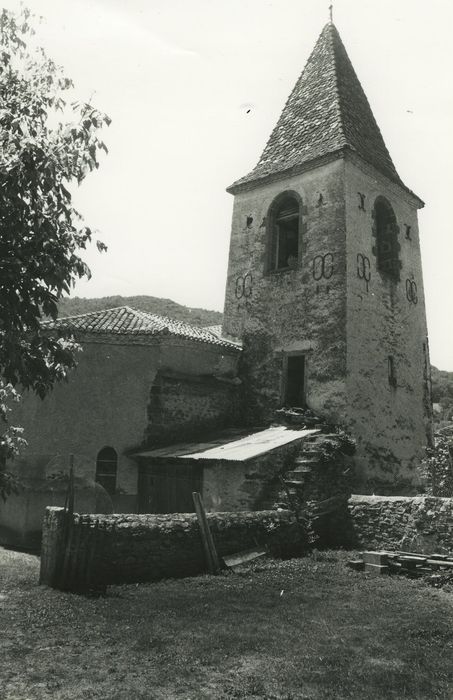 Eglise Saint-Barthélémy : Clocher, élévations nord et est, vue générale