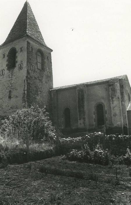 Eglise Saint-Barthélémy : Façade latérale nord, vue générale