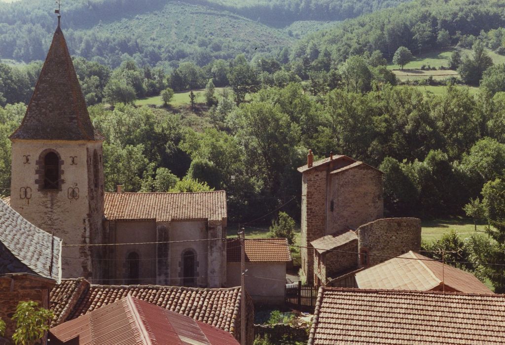 Prieuré de Bonnac : Vue générale du prieuré dans son environnement depuis le Nord