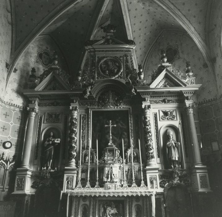autel, retable (maître-autel) 