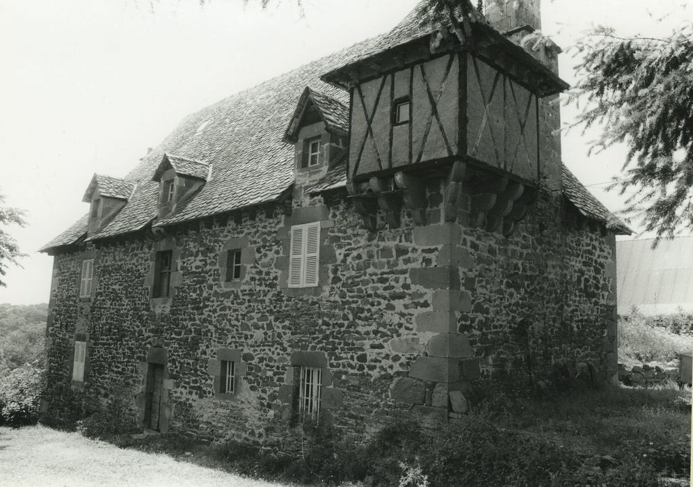 Manoir de Courbesserre : Façade est, vue générale