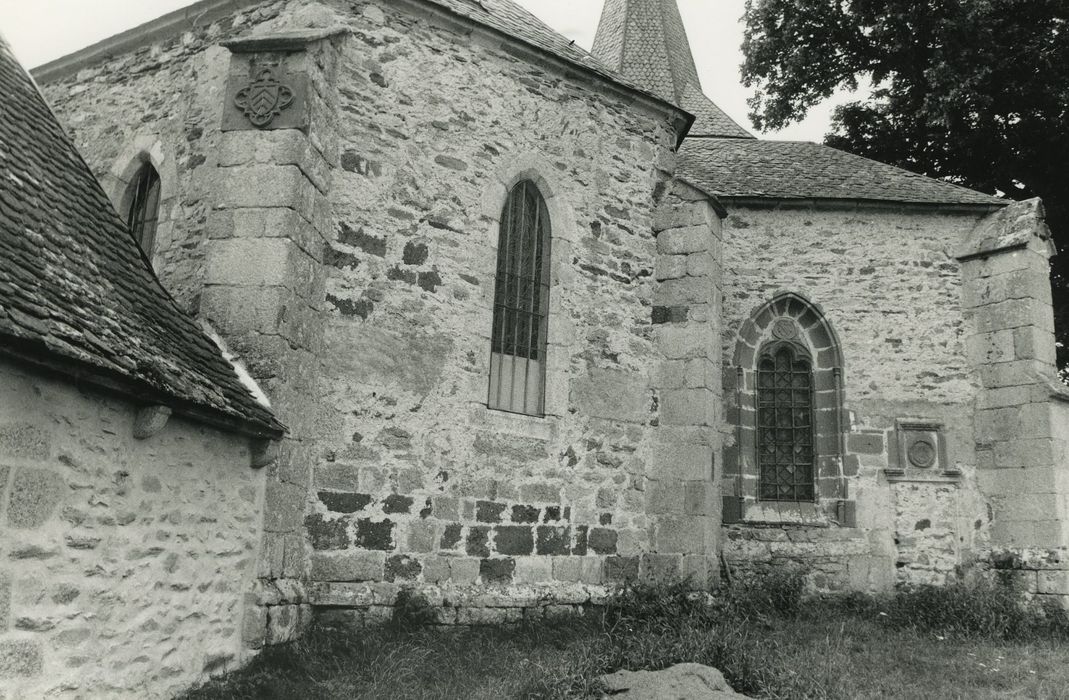 Eglise Saint-Martin : Chevet, vue partielle