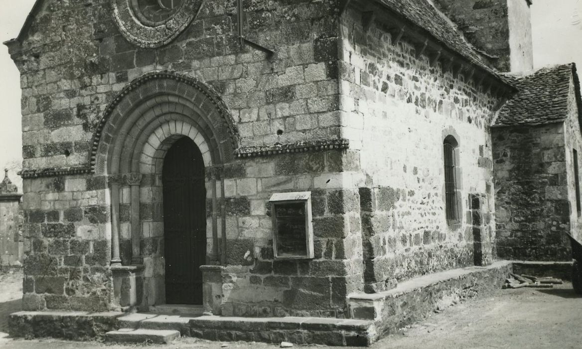 Eglise Saint-Martin : Ensemble sud-ouest, vue partielle