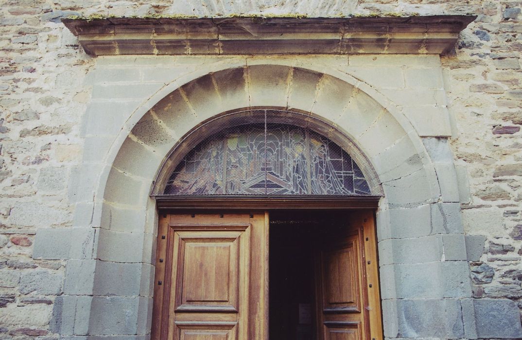 Eglise Saint-Blaise et Saint-Martin : Portail occidental, vue partielle