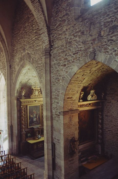 Eglise Saint-Blaise et Saint-Martin : Chapelles latérales sud, vue partielle