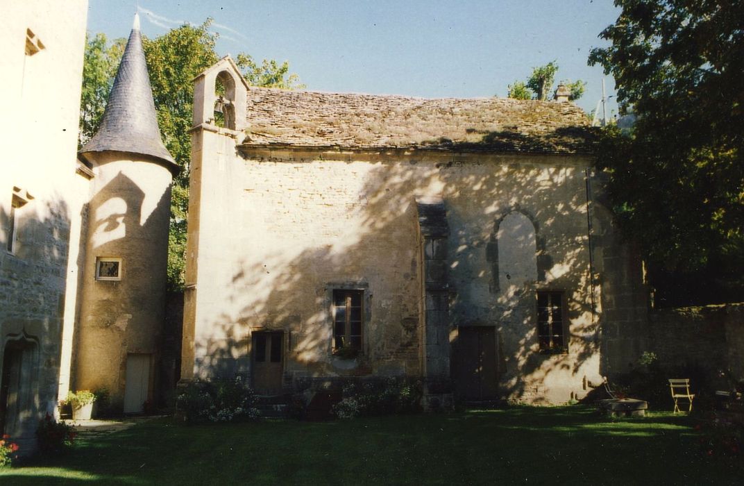 Ancien prieuré : Chapelle, façade sud, vue générale