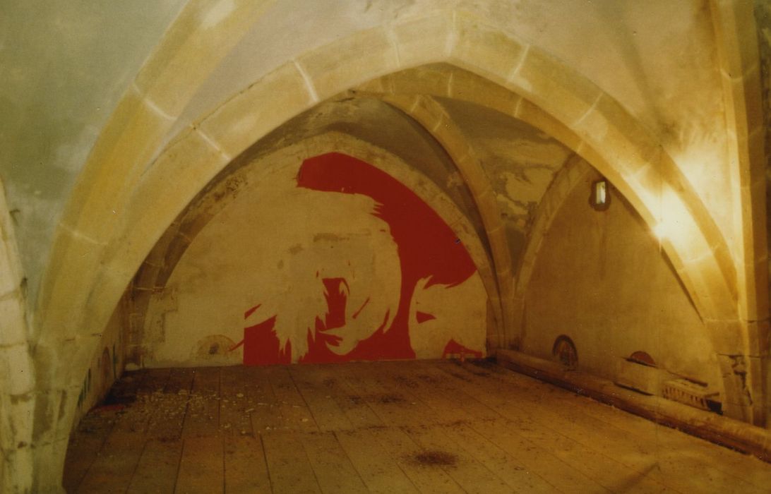 Ancien prieuré : Chapelle, nef, vue partielle de la voûte