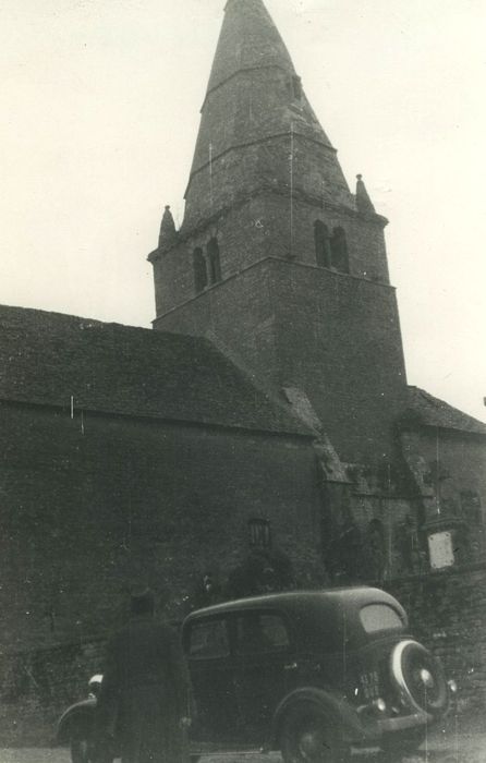 Eglise Saint-Symphorien : Clocher, vue générale